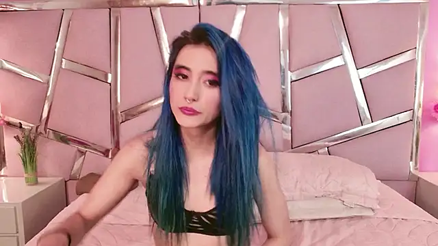 Snapshot of Lunapage chatting on 10/04/25, 08:29 Lunapage online show from 10/04/25, 08:29