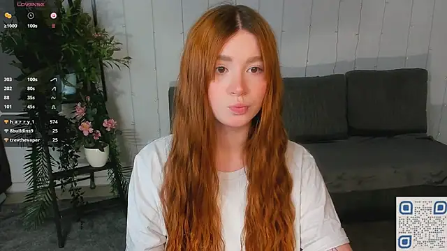 Snapshot of Freckle_Diyana chatting on 02/28/25, 01:37 Freckle Diyana online show from 02/28/25, 01:37