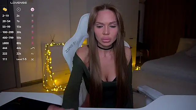 Snapshot of Evelinka chatting on 01/16/26, 12:31 Evelinka online show from 01/16/26, 12:31