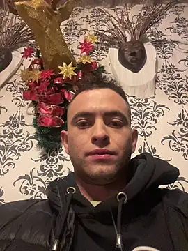Snapshot of AlexisLoaiza chatting on 01/16/26, 01:09 AlexisLoaiza online show from 01/16/26, 01:09