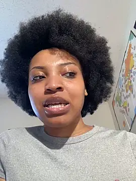 Snapshot of KimiAqua chatting on 03/12/25, 01:51 KimiAqua online show from 03/12/25, 01:51