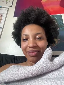 Snapshot of KimiAqua chatting on 03/16/25, 08:21 KimiAqua online show from 03/16/25, 08:21