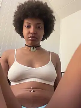 Snapshot of KimiAqua chatting on 02/20/26, 07:10 KimiAqua online show from 02/20/26, 07:10