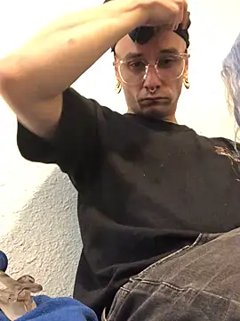 Snapshot of gabelove369 chatting on 01/12/26, 02:28 gabelove369 online show from 01/12/26, 02:28