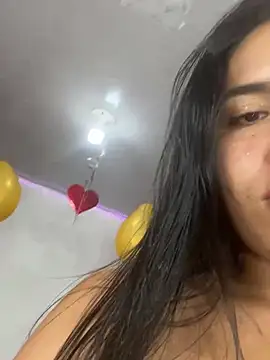 AnnaRosse1 online show from 02/05/25, 03:34