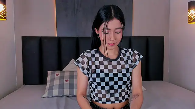 AmyPalmmer online show from 12/02/25, 11:48