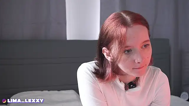 Snapshot of LimaLexxx chatting on 06/25/26, 12:43 LimaLexxx online show from 06/25/26, 12:43