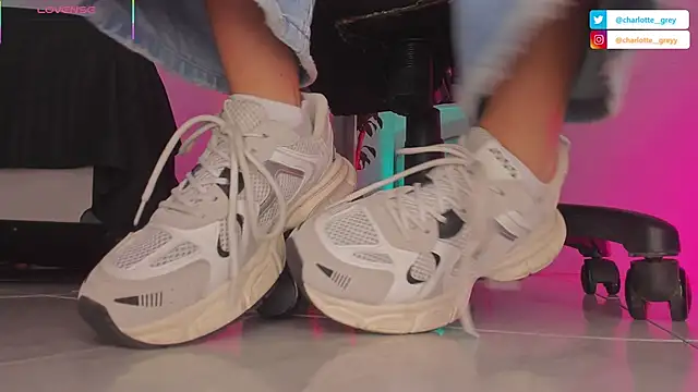 charlotte  grey online show from 10/19/25, 11:55