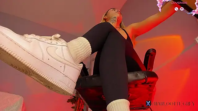 charlotte  grey online show from 05/09/26, 07:41