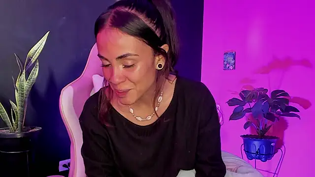 Juanadearco5 online show from 02/28/25, 11:58