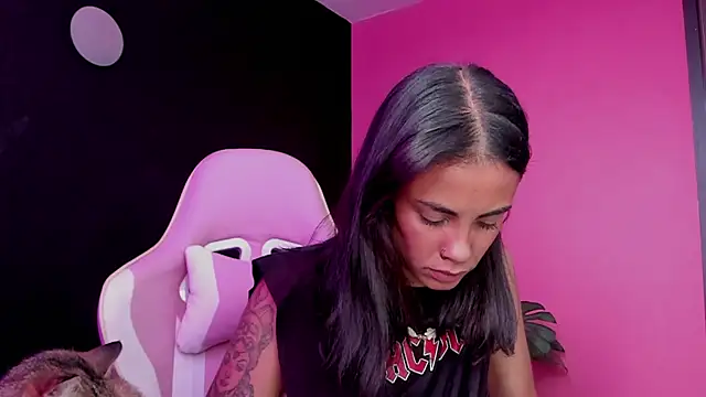 Juanadearco5 online show from 03/12/25, 03:07