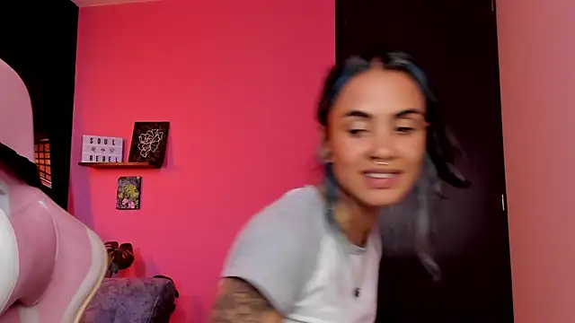 Juanadearco5 online show from 09/28/25, 10:04