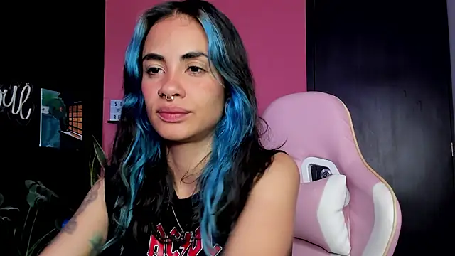 Juanadearco5 online show from 11/23/25, 07:46