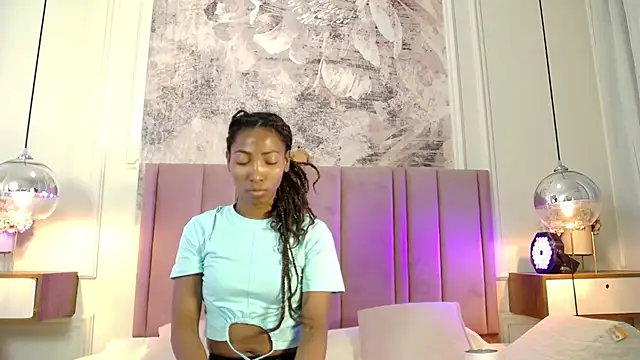 SabrinaDevill online show from 06/30/26, 01:23
