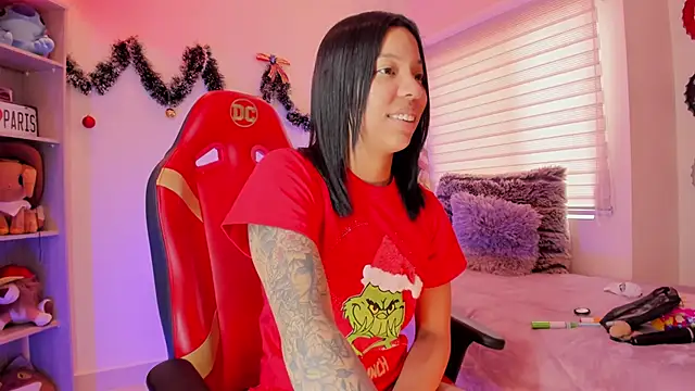 madelyn rose  online show from 12/26/24, 05:51