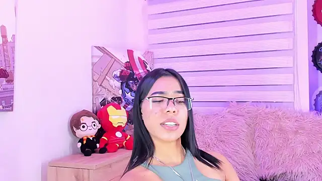 madelyn rose  online show from 03/15/25, 04:57