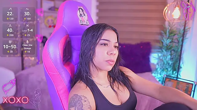 madelyn rose  online show from 10/03/25, 05:04