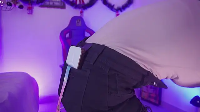 madelyn rose  online show from 12/14/25, 01:27