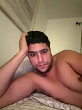 elwhite1996 online show from 11/26/25, 06:14