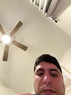 elwhite1996 online show from 12/18/25, 12:06