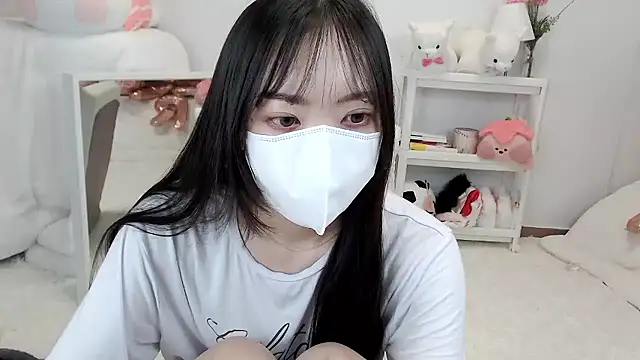 momo room online show from 05/30/26, 06:32