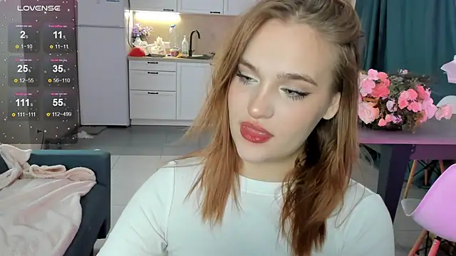 CarolineLovers online show from 12/05/24, 11:51