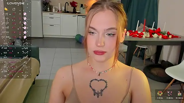 CarolineLovers online show from 12/28/24, 12:57