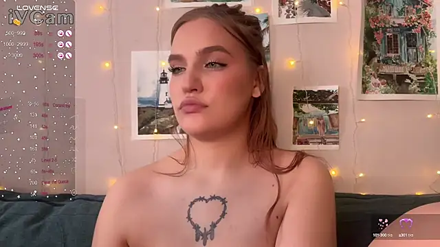 CarolineLovers online show from 02/11/25, 02:03