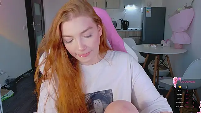 Snapshot of cinnabon_girls chatting on 03/14/26, 03:17 cinnabon girls online show from 03/14/26, 03:17