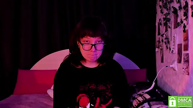 dreamgirllovee online show from 11/22/25, 07:46