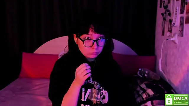 dreamgirllovee online show from 12/19/25, 01:12