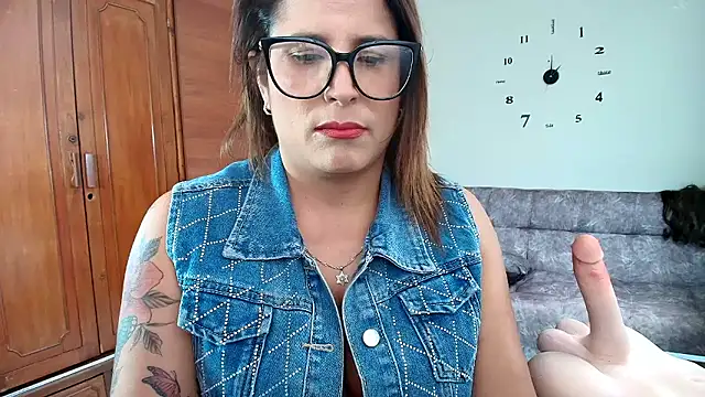 Majo Soussa online show from 05/16/26, 01:54