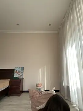 Hott Lolla online show from 11/26/25, 08:37