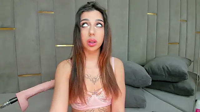 eva lim online show from 10/24/25, 03:52