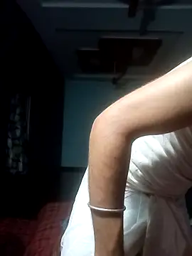 Snapshot of ansh777777777 chatting on 04/15/26, 04:03 ansh777777777 online show from 04/15/26, 04:03