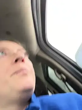 Snapshot of lezbean24 chatting on 02/06/26, 06:33 lezbean24 online show from 02/06/26, 06:33