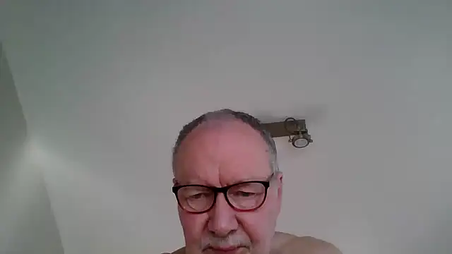 jimmybenido online show from 04/24/26, 04:42
