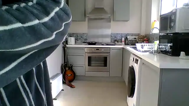 jimmybenido online show from 06/12/26, 04:39