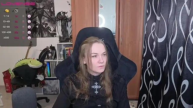 Snapshot of stellablondy chatting on 06/18/26, 01:48 stellablondy online show from 06/18/26, 01:48