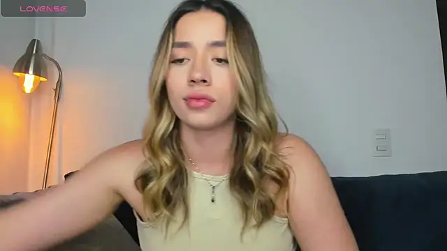 honeyann08 online show from 02/10/25, 11:13