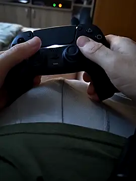 Snapshot of Killergun20 chatting on 02/17/26, 06:21 Killergun20 online show from 02/17/26, 06:21