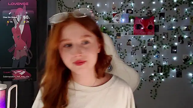 Snapshot of Meow_babe chatting on 12/18/24, 12:29 Meow babe online show from 12/18/24, 12:29