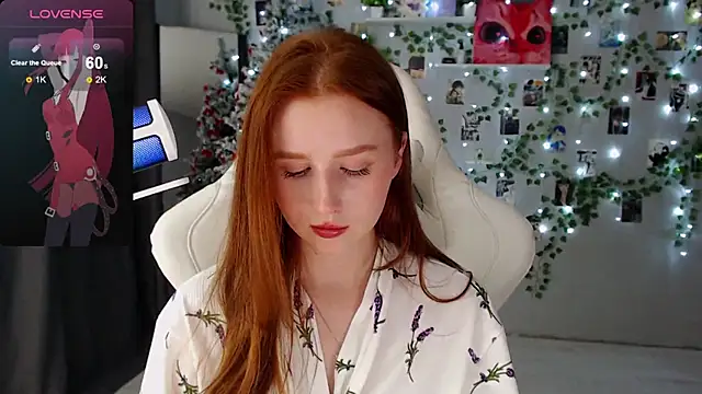 Snapshot of Meow_babe chatting on 12/25/24, 02:45 Meow babe online show from 12/25/24, 02:45