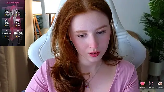 Snapshot of Meow_babe chatting on 02/19/25, 01:17 Meow babe online show from 02/19/25, 01:17