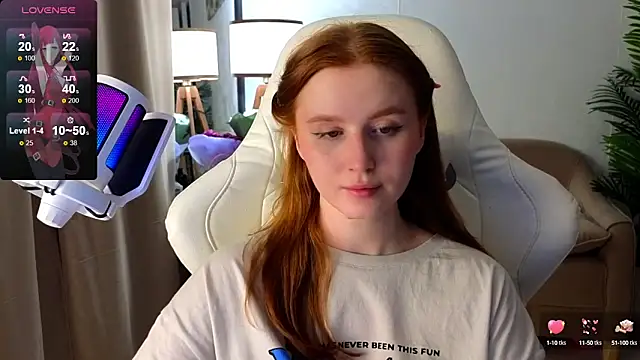 Snapshot of Meow_babe chatting on 03/01/25, 02:59 Meow babe online show from 03/01/25, 02:59