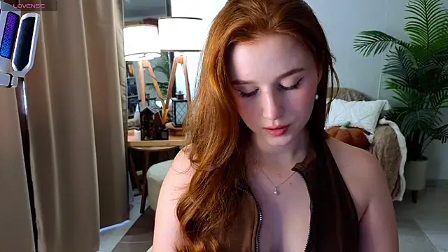 Snapshot of Meow_babe chatting on 09/12/25, 09:31 Meow babe online show from 09/12/25, 09:31