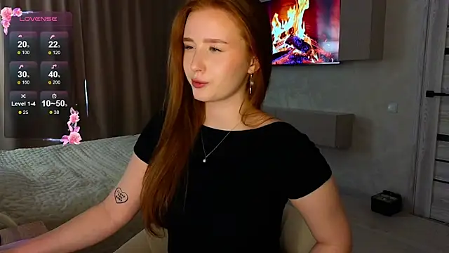Snapshot of Meow_babe chatting on 04/12/26, 12:32 Meow babe online show from 04/12/26, 12:32