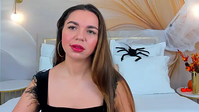 CamillaLarson online show from 10/21/25, 03:07