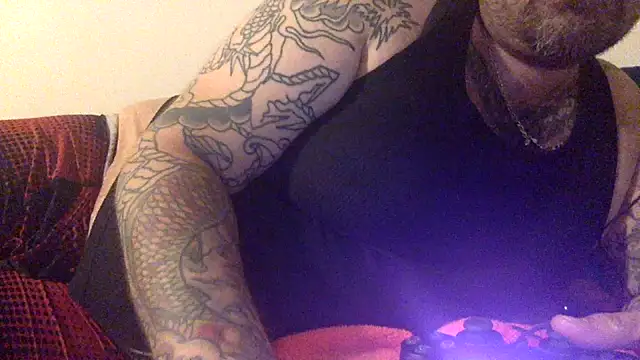 chubbycloudybottom online show from 10/30/25, 06:48