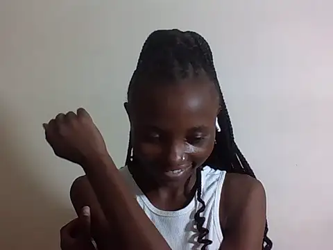 SexyNeedle22 online show from 11/10/25, 07:57